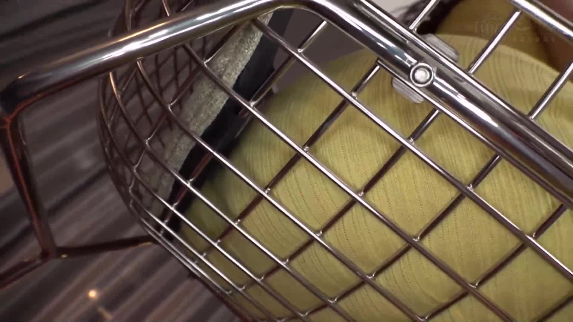 【剃頭美臀服飾店員】拍戲時偶遇模特兒級美女！ 從疑似沒穿內褲的情色屁股和調皮大腿根本看不出來！ 我邀請她到酒店，吸吮她的乳房並剃光陰部！ 不僅是雞巴，還有舔肛門和手交！ ？ 喉嚨後部和陰戶全開，汁液敏感，... - AV大平台 - 中文字幕，成人影片，AV，國產，線上看