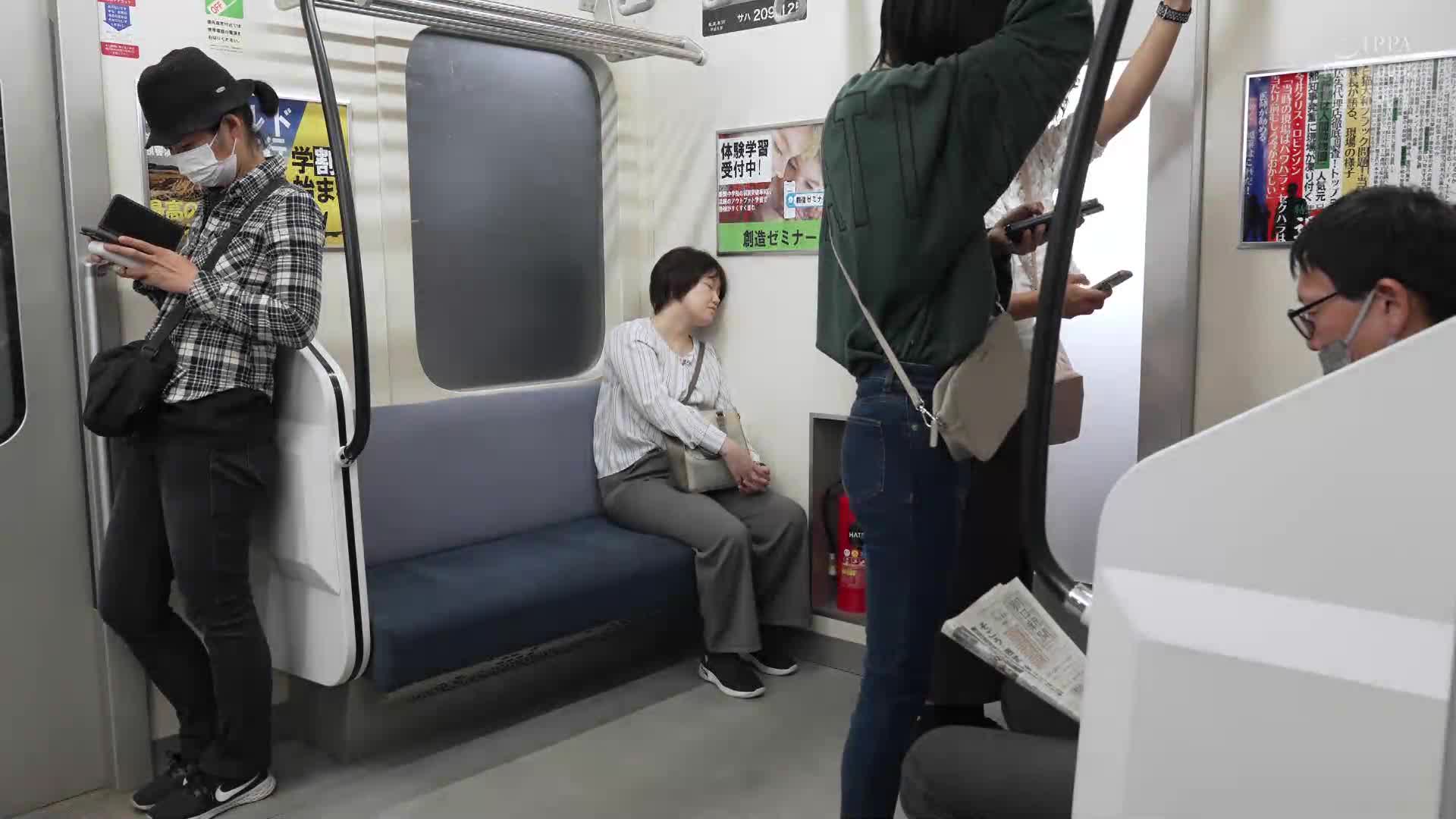 我伏擊了一位下班後被拒絕打工的美容院美女！ 一個潮吹的女同性戀女大學生一直跟蹤她直到她成為女同性戀 - AV大平台 - 中文字幕，成人影片，AV，國產，線上看