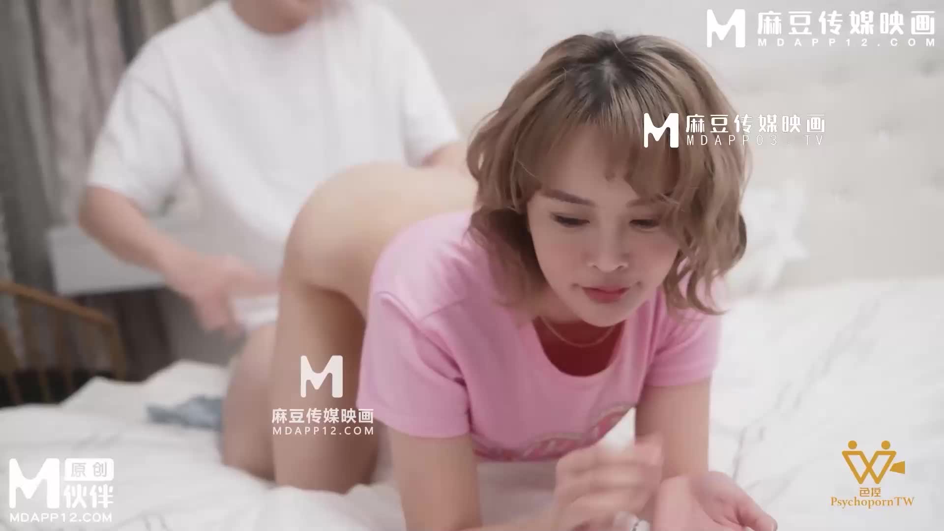 在家只穿條內褲的同居女孩 - AV大平台 - 中文字幕，成人影片，AV，國產，線上看