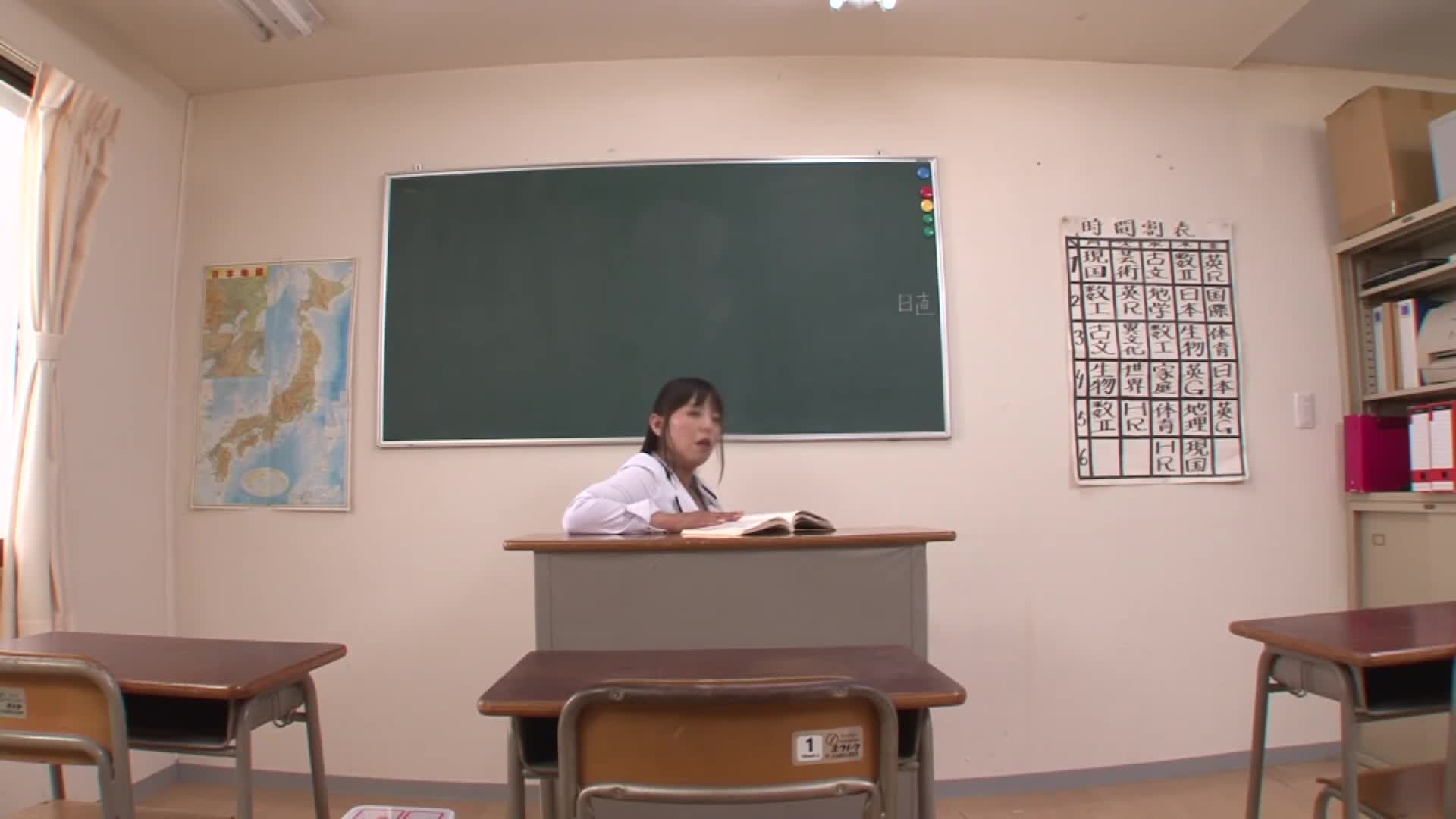 用假陽具自慰的大屁股成熟女子很擅長打手槍。 - AV大平台 - 中文字幕，成人影片，AV，國產，線上看