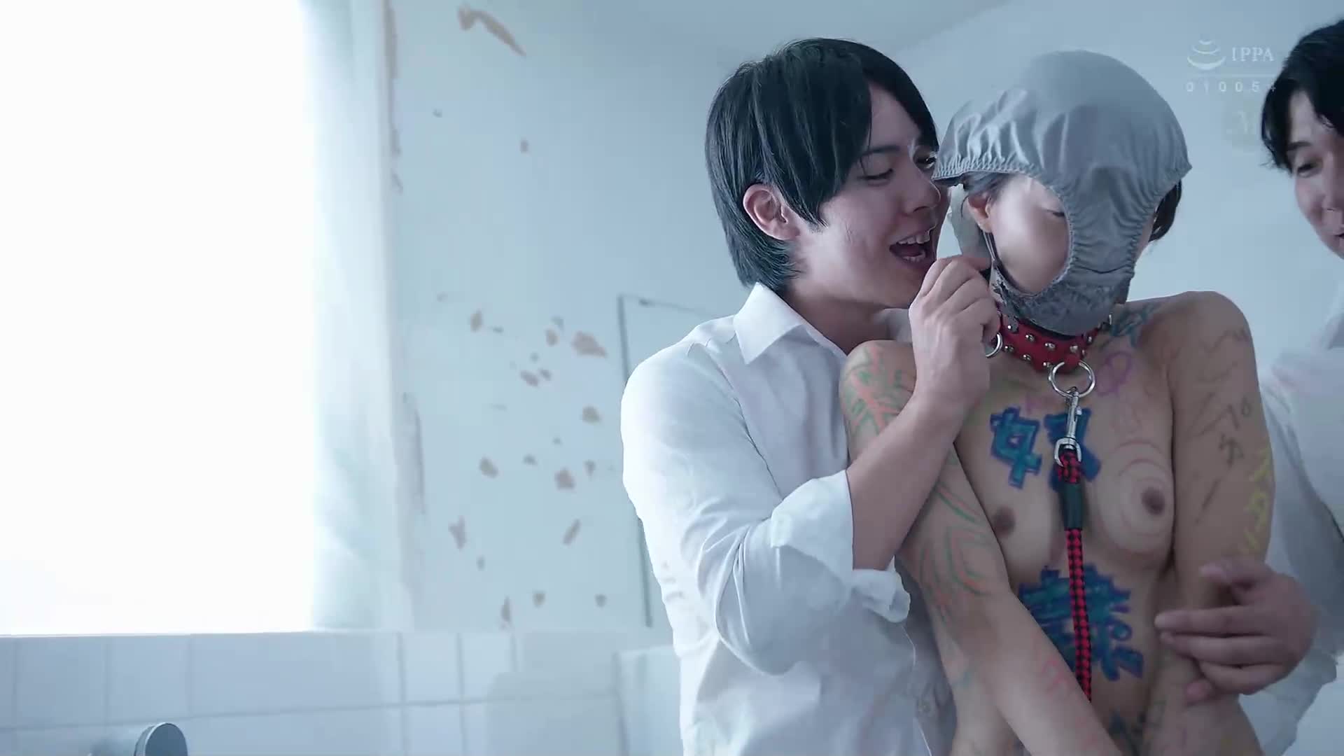 被告千歲裸身的「黑板」雕像。畫家竹內勇輝的故事 竹内有紀 - AV大平台 - 中文字幕，成人影片，AV，國產，線上看