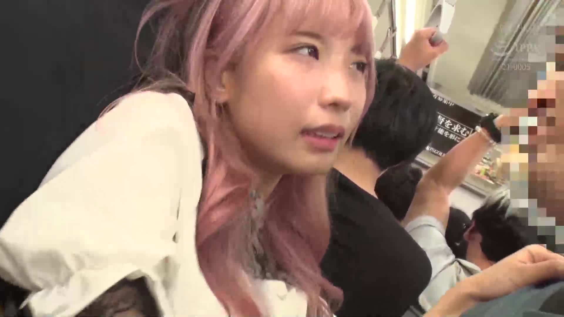 迷你裙展示羞恥8 從後面把短裙掀開盡情享受！ - AV大平台 - 中文字幕，成人影片，AV，國產，線上看