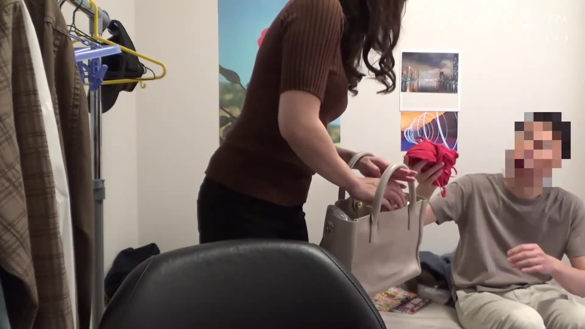 「阿姨出租」服務回來了 90 如果請求的話，可以偷偷地讓阿姨親切又色情地進行內射性愛，因為想要更刺激的性愛所以試著再要求一次。 - AV大平台 - 中文字幕，成人影片，AV，國產，線上看