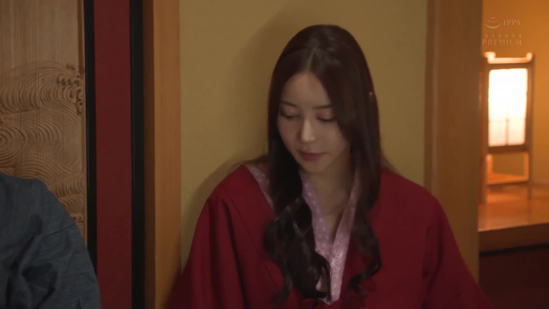 在即將退休之前。我和一直心懷愛意的上司進行了為期2晚3天的不倫旅行，我多次求他內射...。 白峰美羽 - AV大平台 - 中文字幕，成人影片，AV，國產，線上看