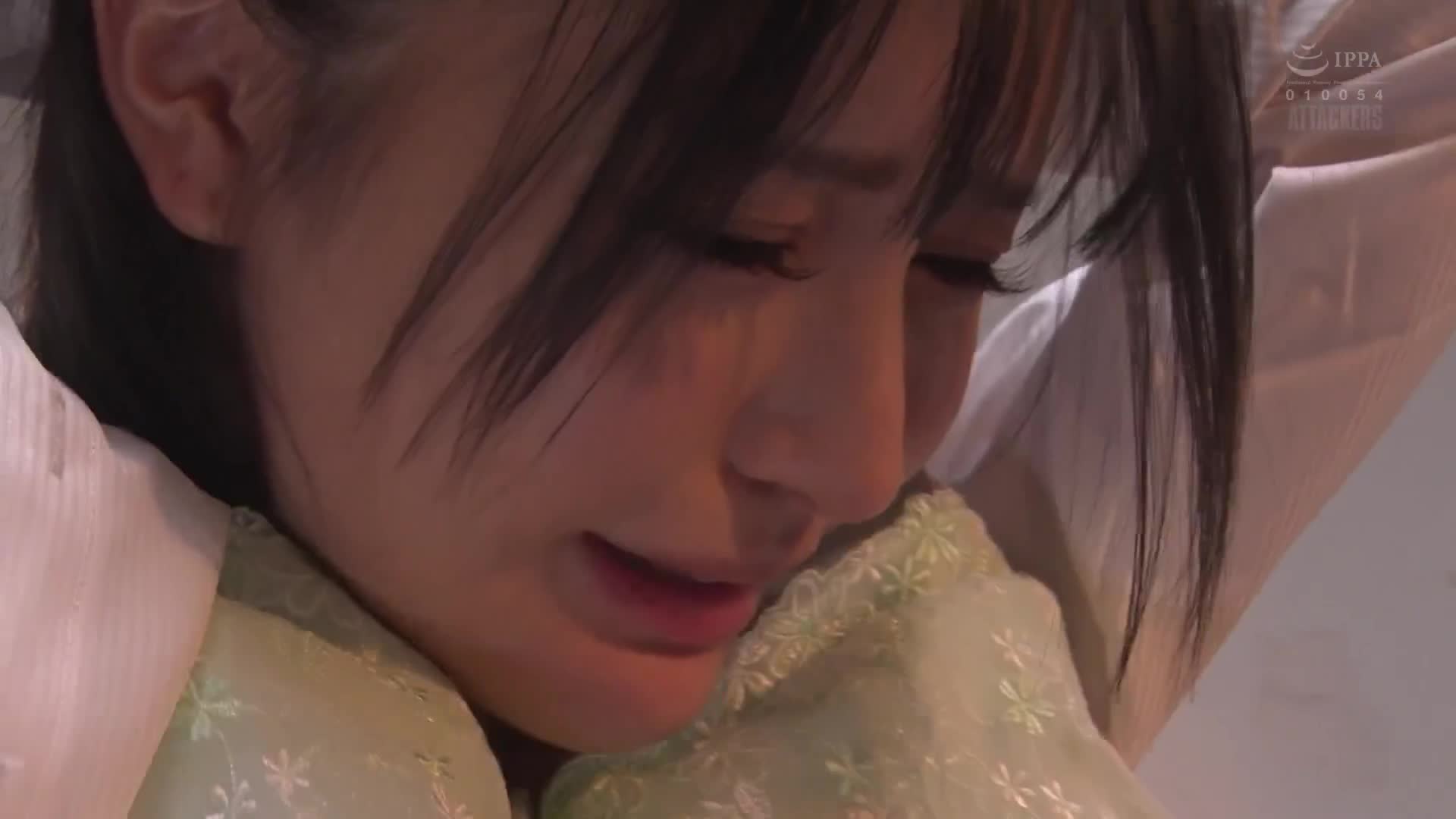 高嶺的花美人秘書在背後進行束縛女性奴隸的行為...。 百永沙里奈 - AV大平台 - 中文字幕，成人影片，AV，國產，線上看