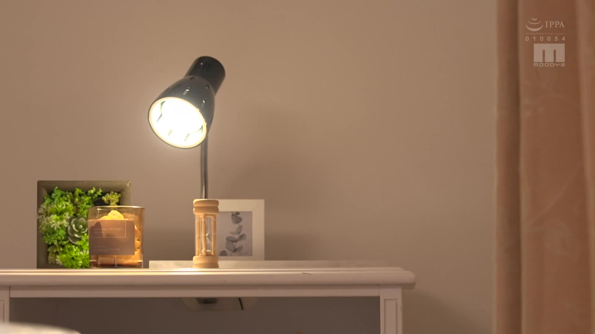 一擊乳交狂熱者 當向貧乳女友要求乳交時被生氣，向爆乳女教師求助後...她用她的胸部和陰道給我個人教學。波多野結衣 - AV大平台 - 中文字幕，成人影片，AV，國產，線上看