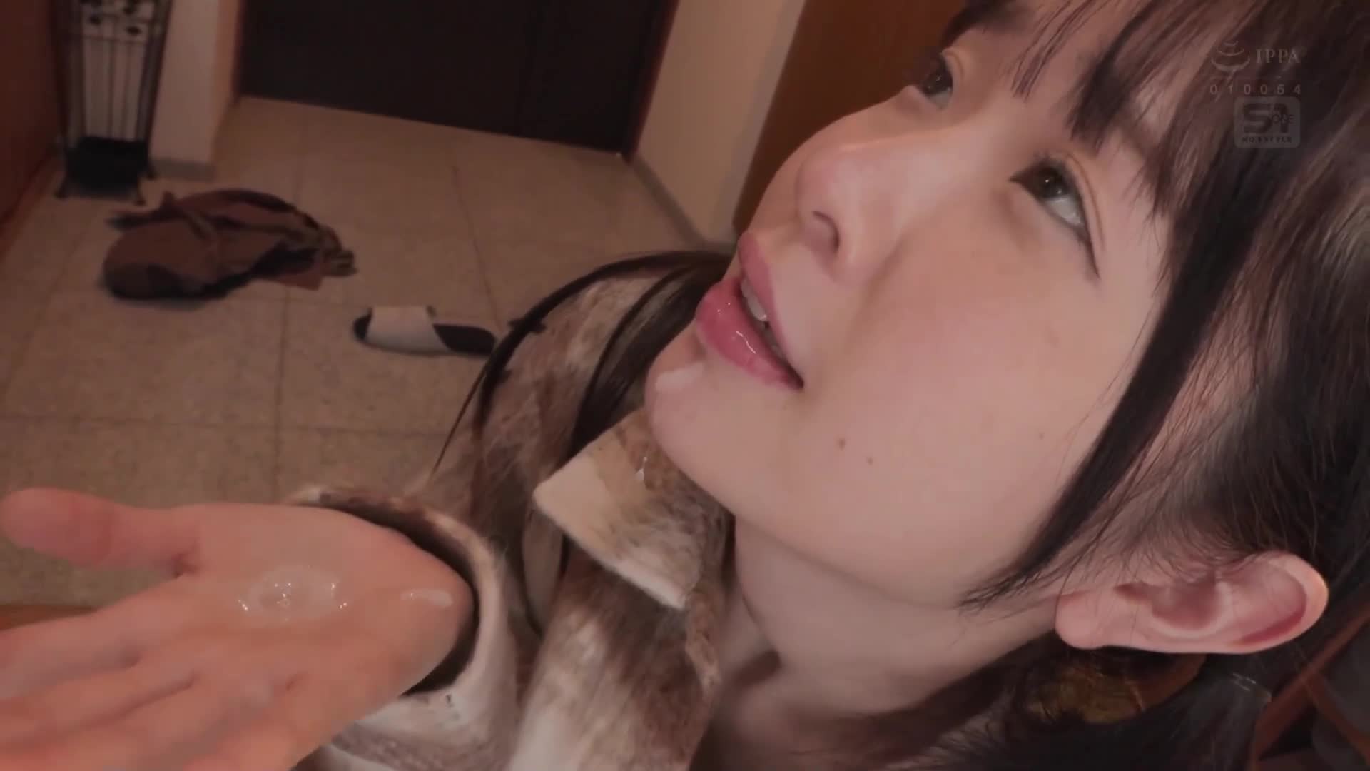 一個對害羞、天真無邪、未成熟的女孩妹妹產生情慾，偷偷地繼續與她發生關係的卑劣的我。 白上咲花 - AV大平台 - 中文字幕，成人影片，AV，國產，線上看