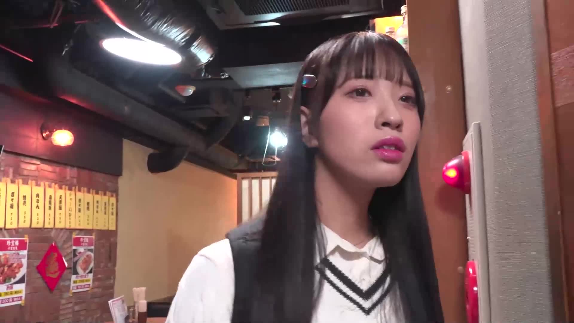 火辣辣的中華美人姐妹在城市中展露身手，輝煌的日常與性愛！ - AV大平台 - 中文字幕，成人影片，AV，國產，線上看