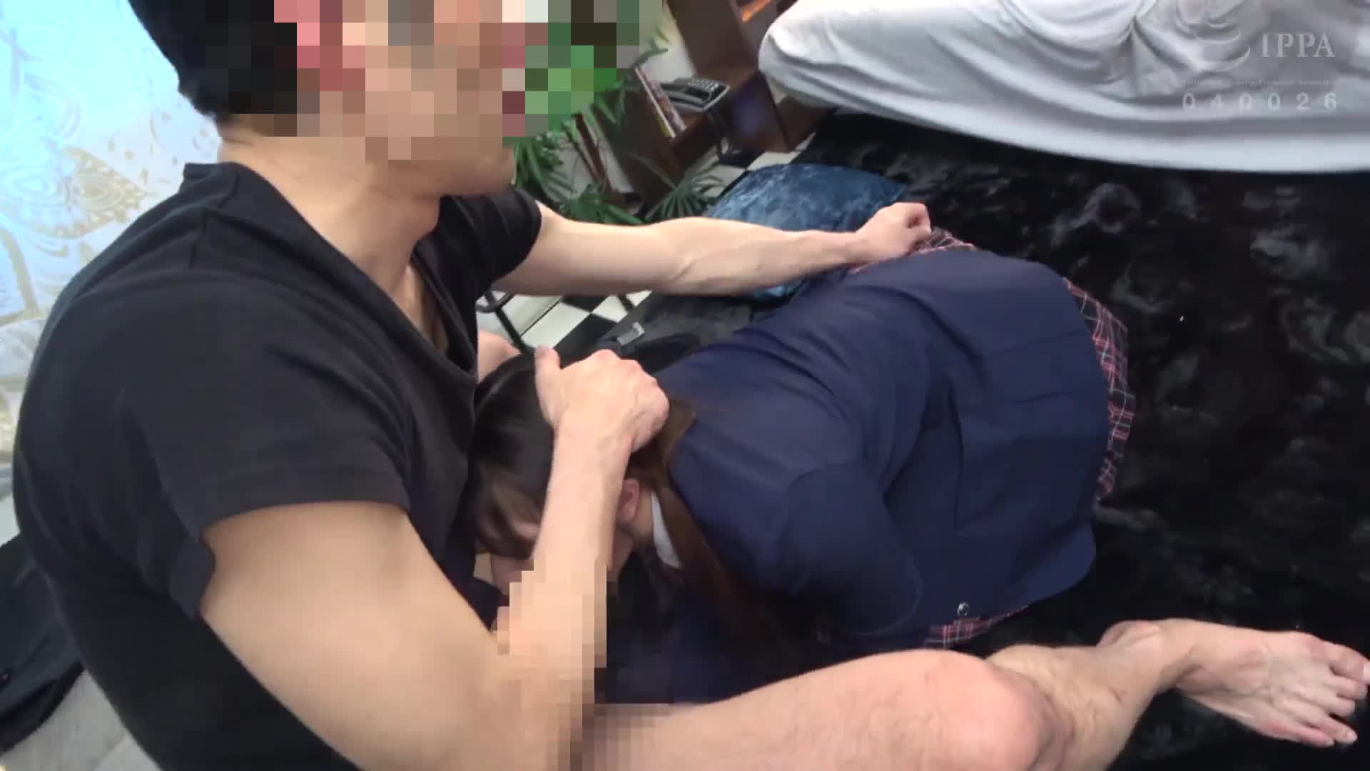 當我讓不設防的J〇心狂熱地反轉時，它開始用甜美的聲音叫喚，於是我放進了肉感仿真陰道裡 - AV大平台 - 中文字幕，成人影片，AV，國產，線上看