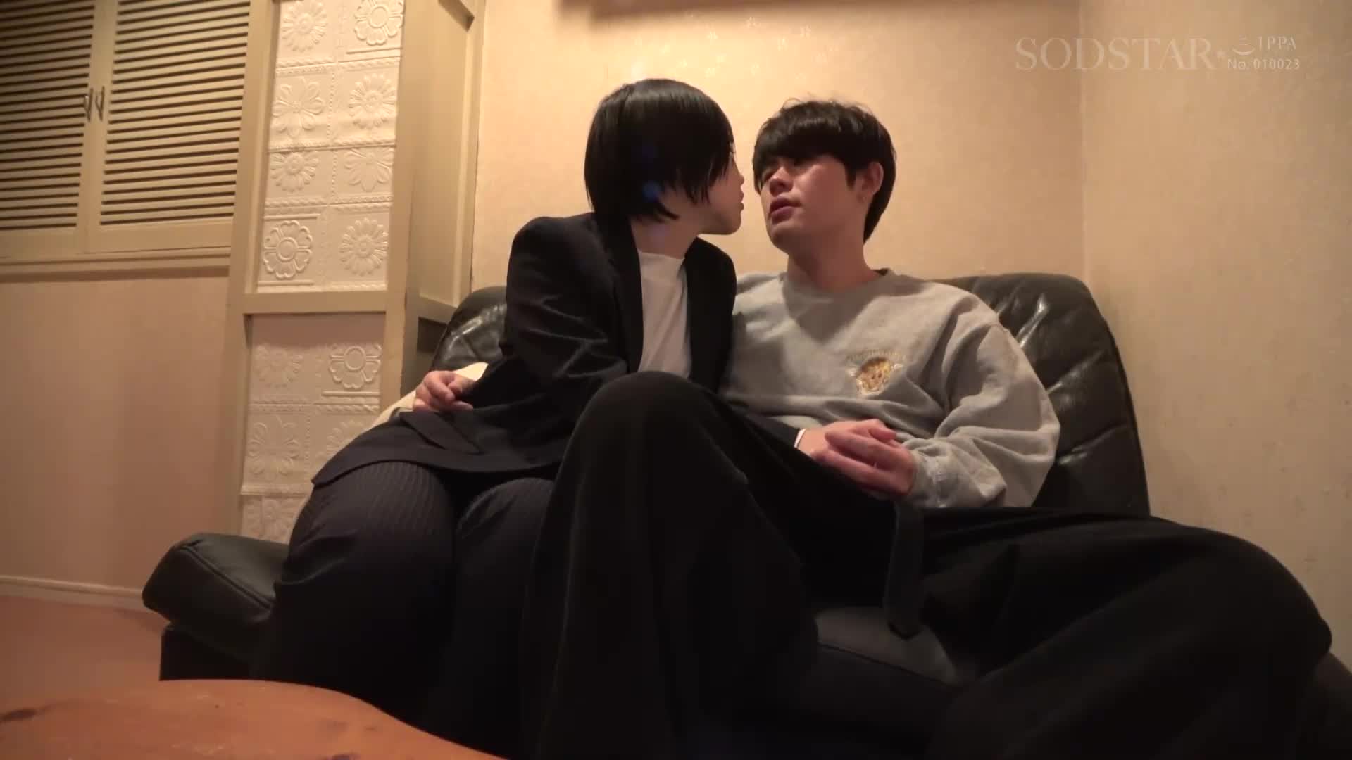 「和女友度過3天素顏休假，4次性愛」- 我們交往已一個月，周五下班後在我家附近的車站約好，第一次過夜。第二天本來她要回去，但我還想一直和她在一起，整個周末都在我家裡度過並進行性愛。柴崎春 - AV大平台 - 中文字幕，成人影片，AV，國產，線上看