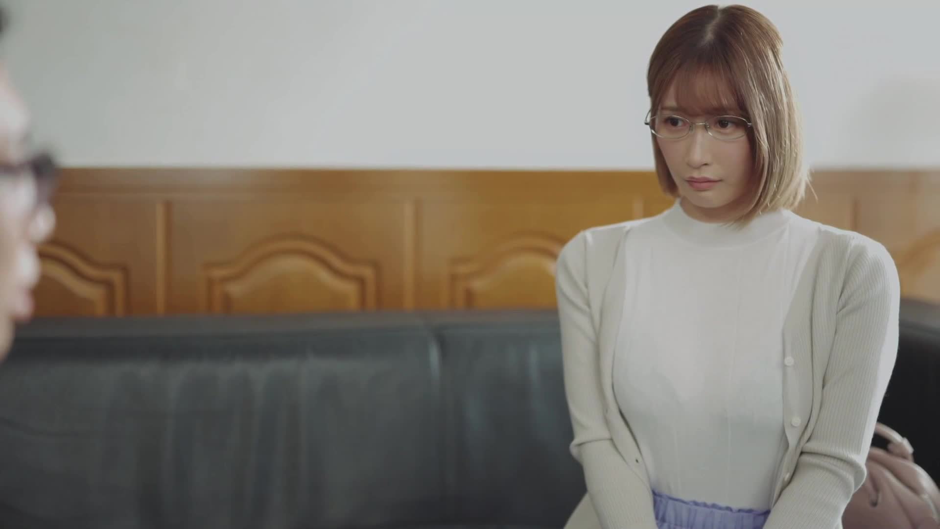 新任的老師在夏天的一天立刻對我的陰莖產生了興趣。美園和花 - AV大平台 - 中文字幕，成人影片，AV，國產，線上看