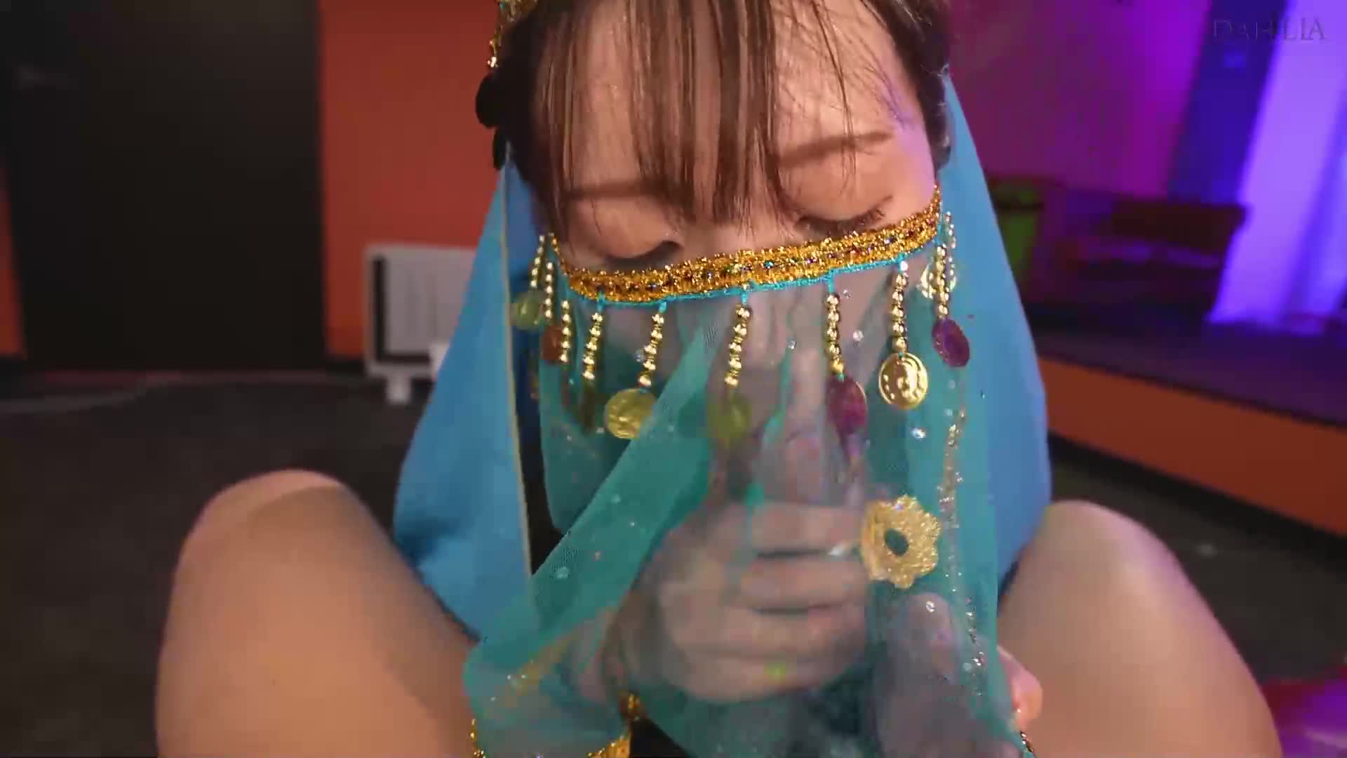 [AI解碼版]在公司遇到了地味巨乳的OL，在酒吧被按在身上，「如果保密的話」，就被口交要求，甚至在工作時也被吸吮… 小花暖的故事 - AV大平台 - 中文字幕，成人影片，AV，國產，線上看