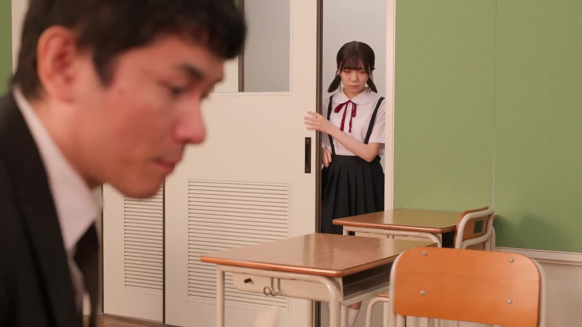 某教師的異常癖好 盜拍家庭教師 - AV大平台 - 中文字幕，成人影片，AV，國產，線上看