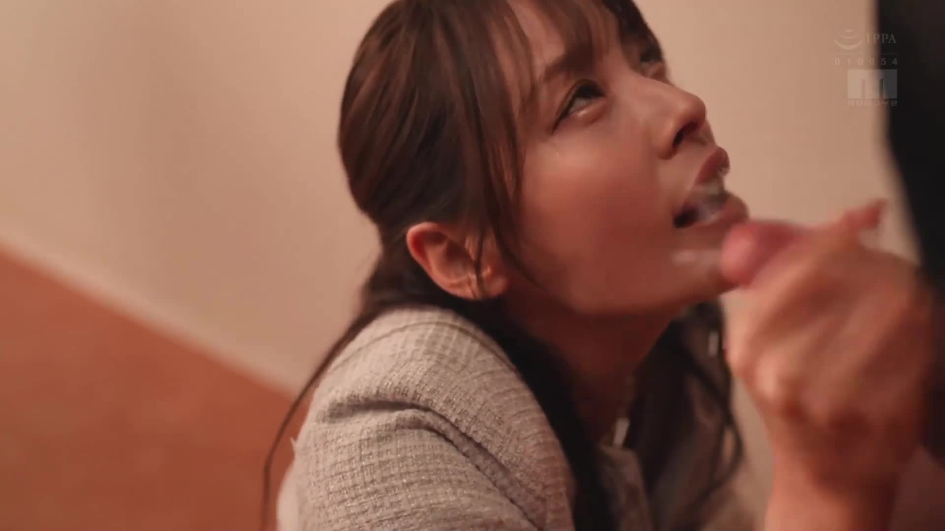 [AI解碼版]「我不再是學生和老師的身分」-害羞的日語老師（性慾怪獸）瞄準了三年的處男（絕倫M雞雞）-當我畢業的瞬間被邀請，一邊被美麗的淫語耳語，一邊被射了30發-八木奈奈 - AV大平台 - 中文字幕，成人影片，AV，國產，線上看