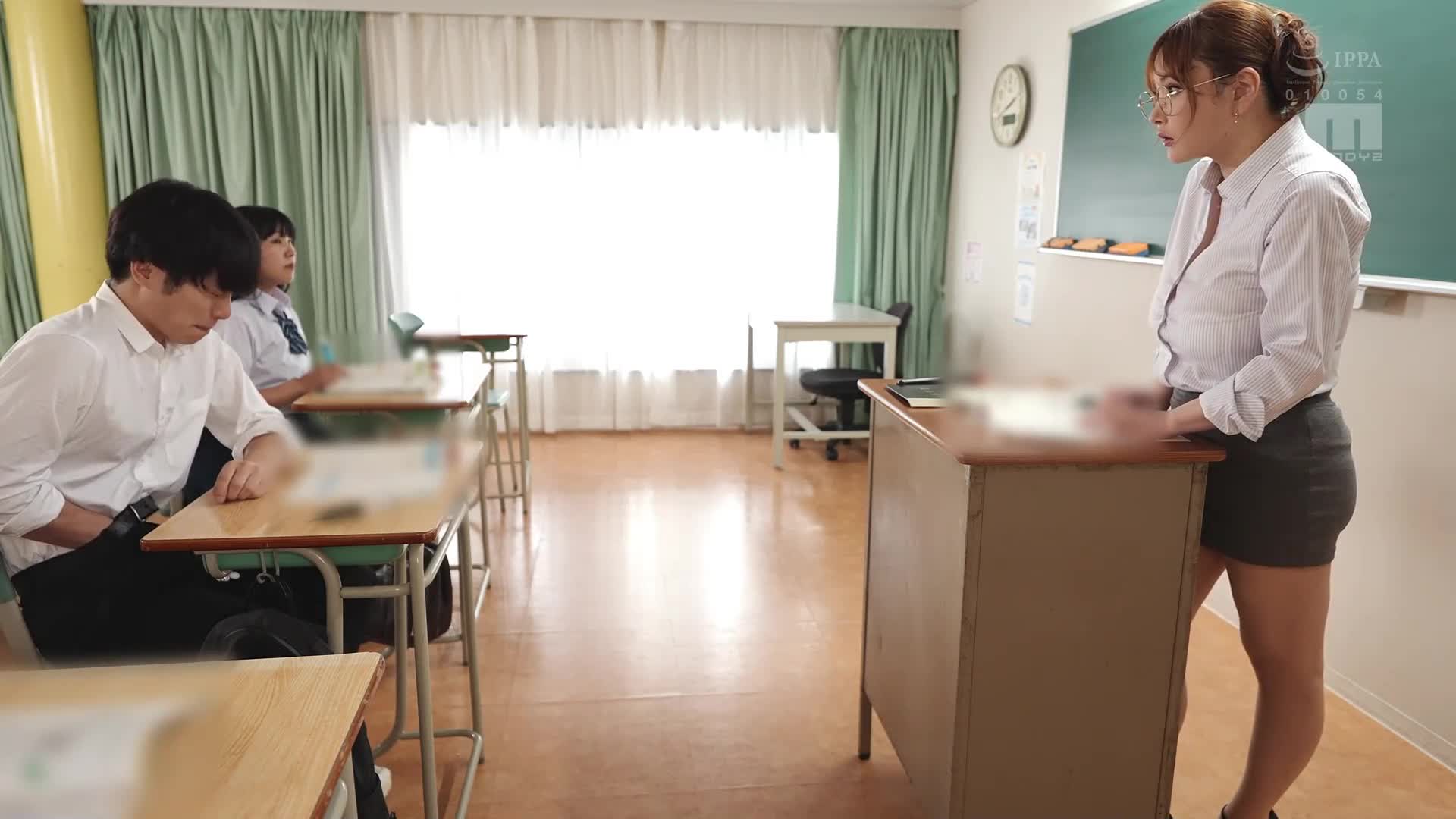 [AI解碼版]老師注意到因女友沒收寫真集而沮喪的學生...「老師的泳衣讓你舒服地做」！戲笑露出泳衣胸部的Q罩杯巨乳，太過刺激的校園生活－Himari - AV大平台 - 中文字幕，成人影片，AV，國產，線上看