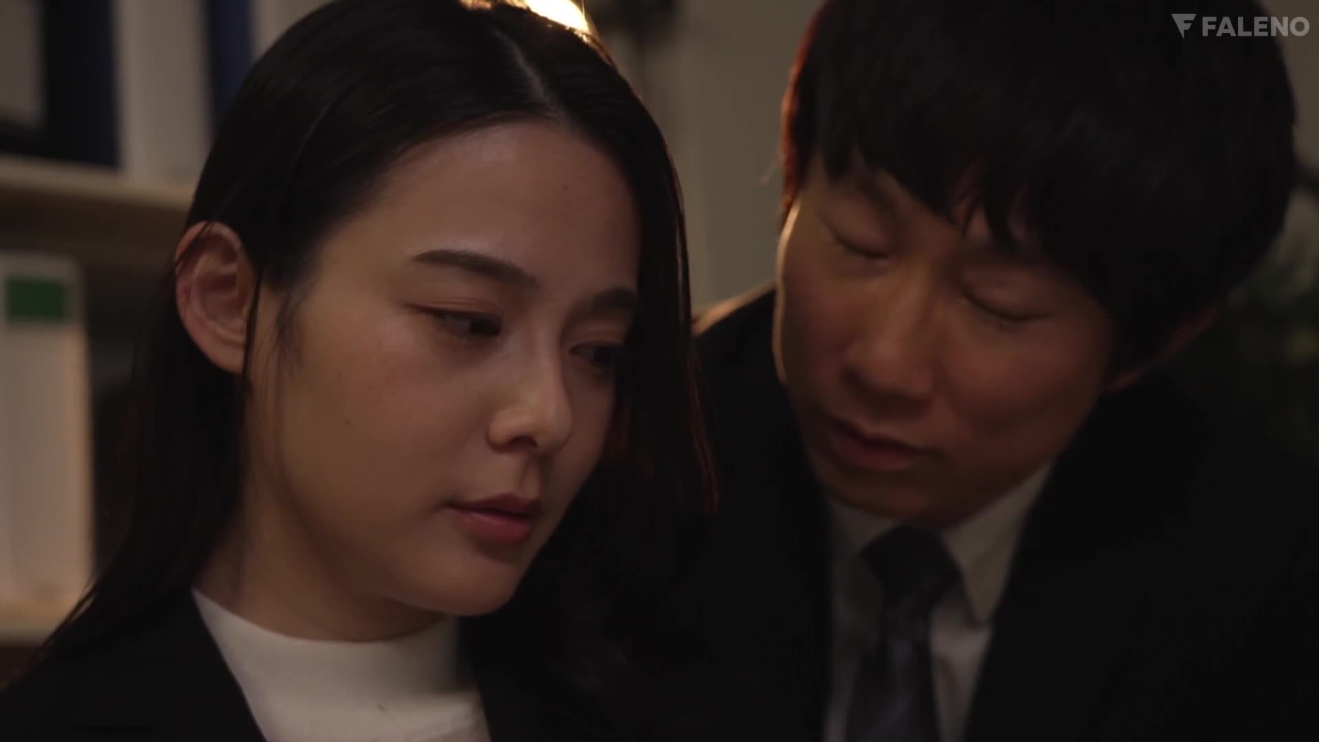 反彈不合美麗女上司無自覺巨大誘惑無法忍受加班時反彈陰莖立即插入仰反頂！身體相容性好，再來一次！ 吉高寧寧 - AV大平台 - 中文字幕，成人影片，AV，國產，線上看