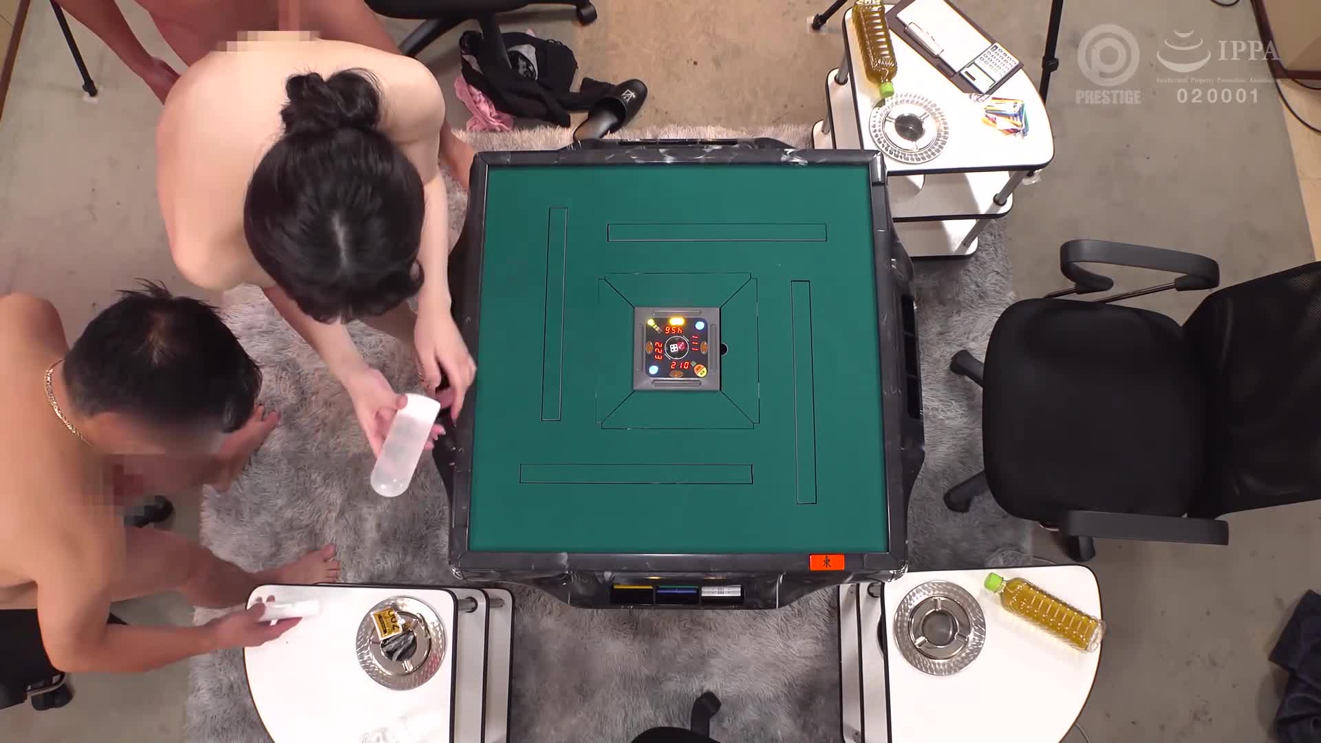 男生湧入的麻雀店，瀧本雫葉走了。 - AV大平台 - 中文字幕，成人影片，AV，國產，線上看