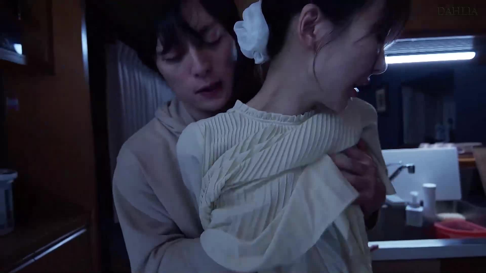[AI解码版]这个标题没有提供足够的上下文，无法准确翻译。 - AV大平台-中文字幕,成人影片,AV,国产,线上看
