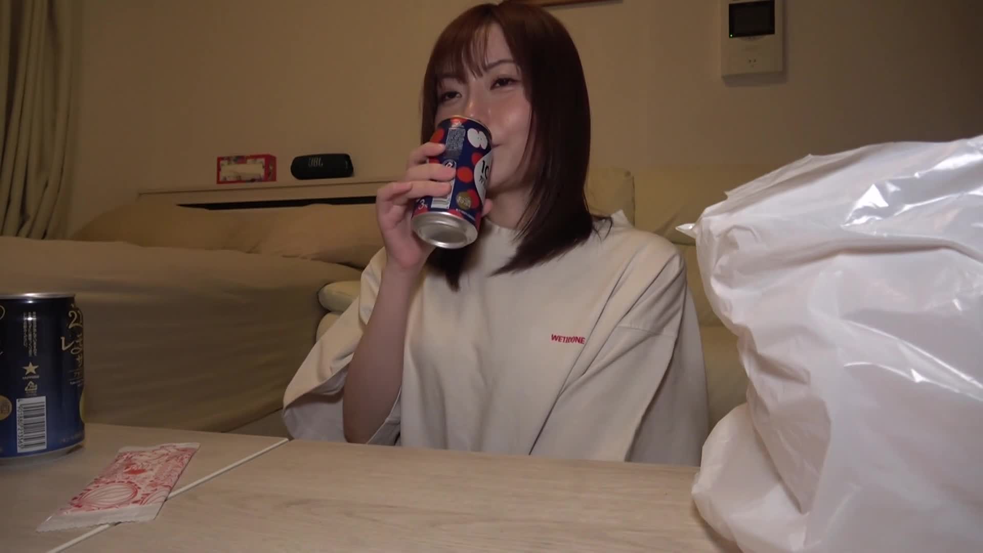 中出室饮酒纪录 这么漂亮的女人中出可以吗？ 香坂妙 - AV大平台-中文字幕,成人影片,AV,国产,线上看