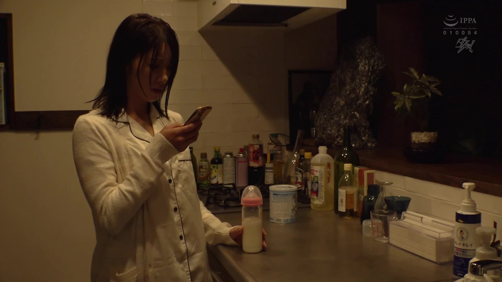 [AI解码版]请停止在孩子面前...。被新手妈妈瞄准的产后处女心碎至极的虐待。虐待。虐待。 -竹内有纪 - AV大平台-中文字幕,成人影片,AV,国产,线上看