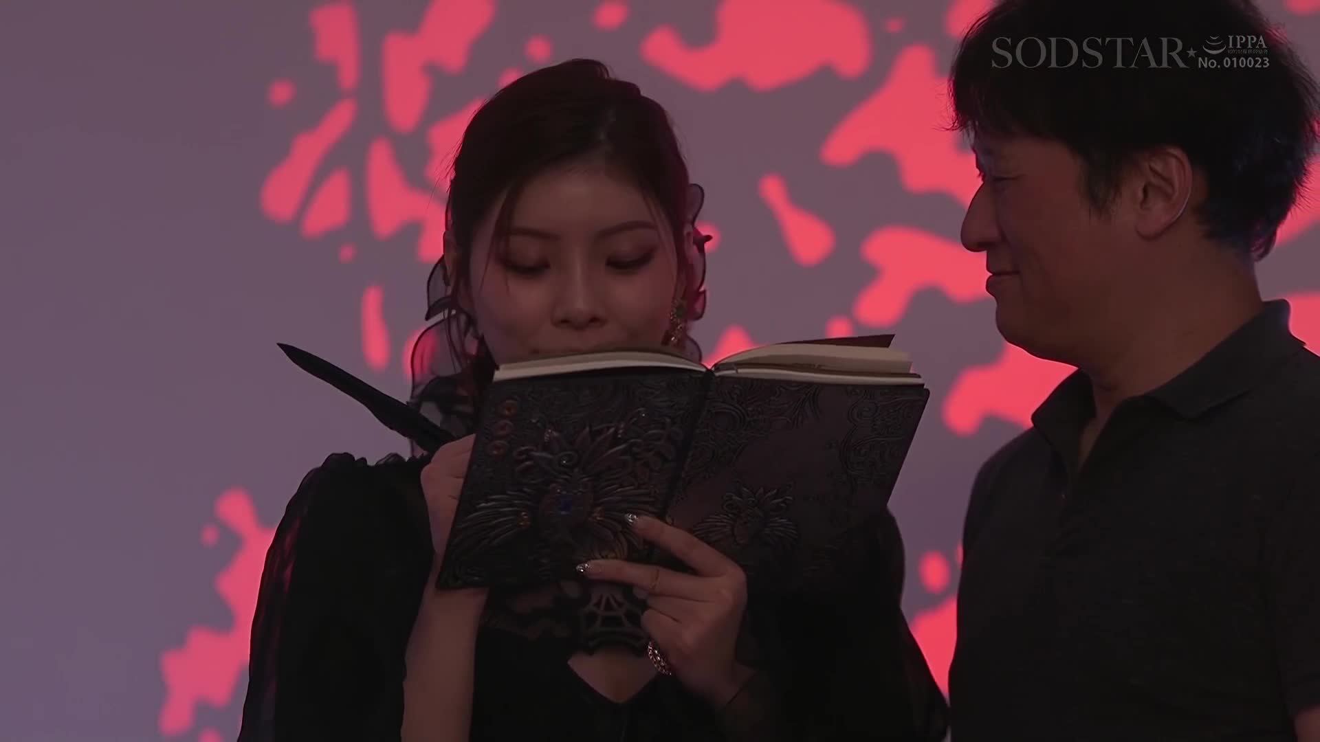 我不能容许被我看上的私人教练结婚，我会透过洗脑美容院让她按照我​​的想法做！ -神木丽 - AV大平台-中文字幕,成人影片,AV,国产,线上看