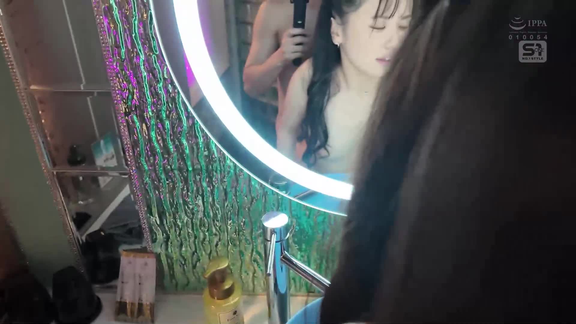 [AI解碼版]【緊急外景企劃】AV女優在社交網站上與普通男性進行約炮配對，結果竟然發現素人的陽具更令人興奮！！生動的自拍性愛紀錄 Gonzo Document 渚愛理 - AV大平台 - 中文字幕，成人影片，AV，國產，線上看